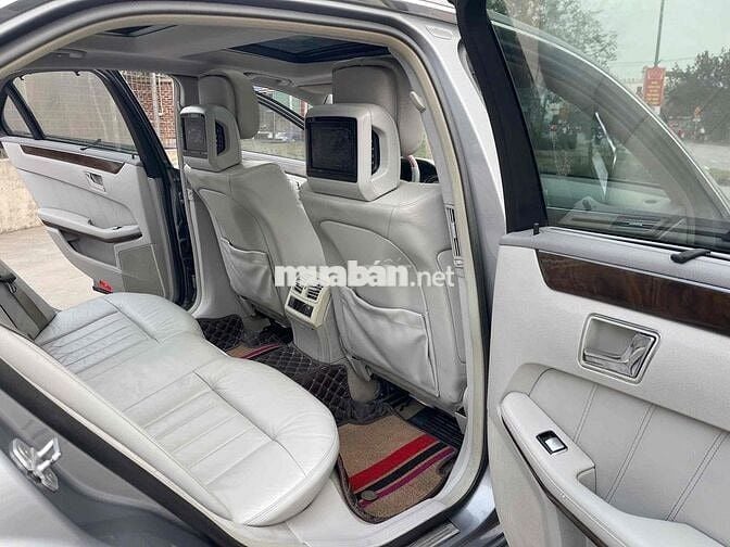 Mercedes Benz E Class 2009 - 150000 km