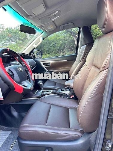 Toyota Fortuner 2017 2.7V 4x2 AT - 61000 km