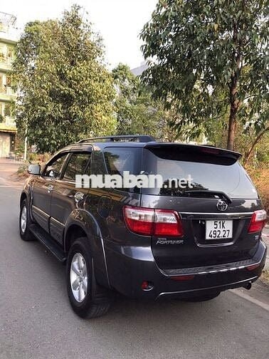 Toyota Fortuner 2011 2.5G - 92000 km