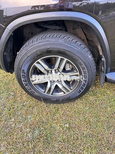 Toyota Fortuner 2017 2.7V 4x2 AT - 61000 km
