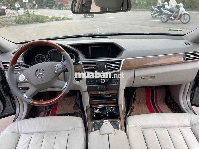 Mercedes Benz E Class 2009 - 150000 km