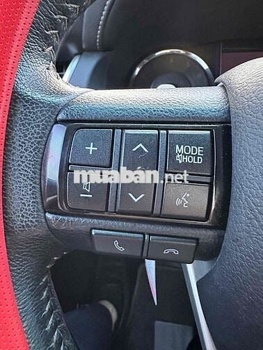 Toyota Fortuner 2017 2.7V 4x2 AT - 61000 km