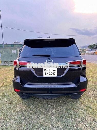 Toyota Fortuner 2017 2.7V 4x2 AT - 61000 km
