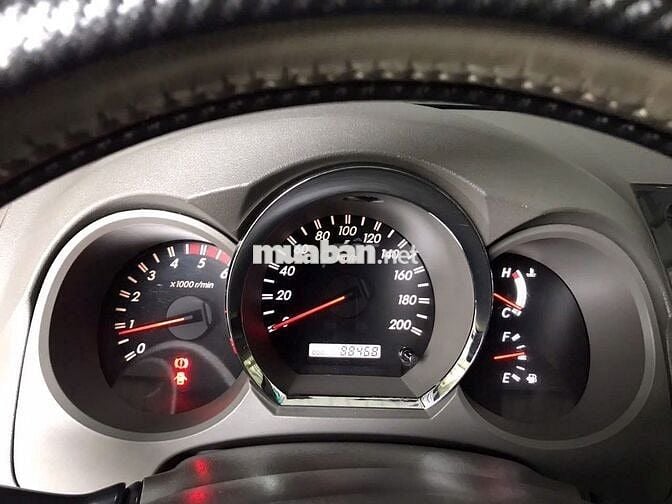 Toyota Fortuner 2011 2.5G - 92000 km