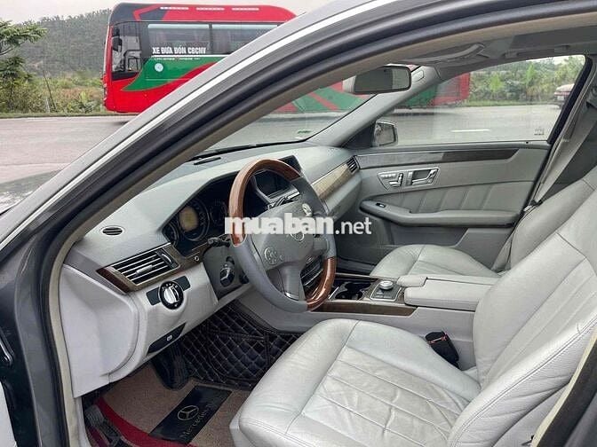 Mercedes Benz E Class 2009 - 150000 km