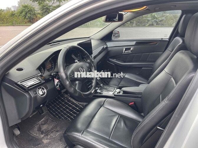 Mercedes Benz E Class 2010 E250 - 160000 km