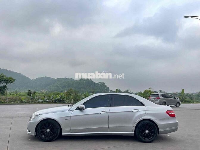 Mercedes Benz E Class 2010 E250 - 160000 km