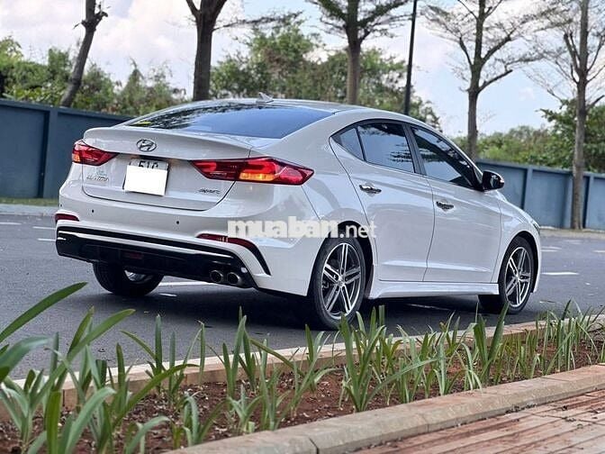 Elantra 1.6L Sport 2018, Đi 25.000km 1 chủ Biển TP