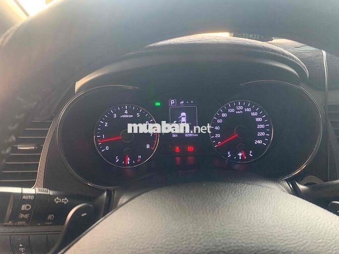 Kia Cerato 2016 1.6 AT - 82000 km