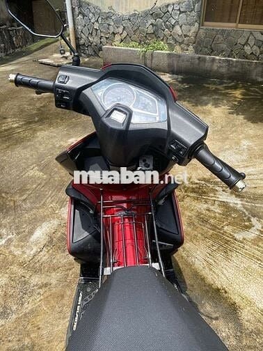 Xe ab 110 lên đầu thái
