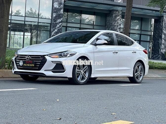 Elantra 1.6L Sport 2018, Đi 25.000km 1 chủ Biển TP