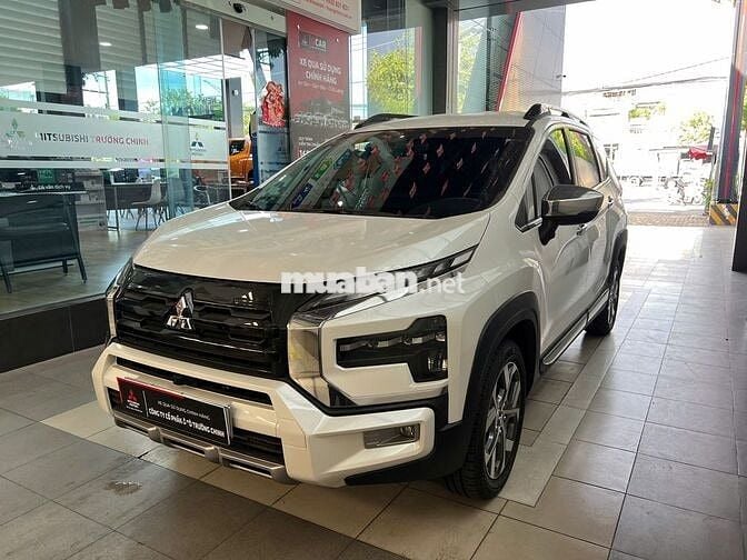 Mitsubishi Xpander Cross 2024 - 700 km chính hãng