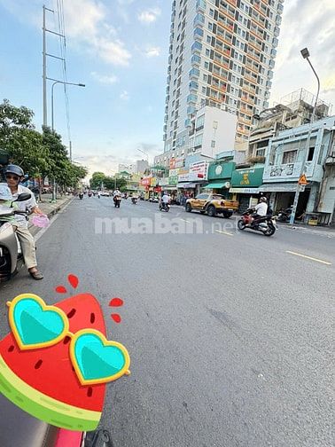 Bán gấp hoặc cho thuê nhà MT Lạc Long Quân P.10, Quận 11