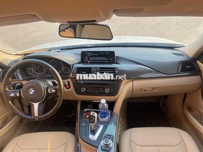 BMW 3 Series 2012 320i Convertible - 130000 km