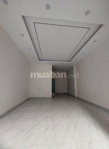Bán nhà 5 tầng lê lợi Hà Đông , ô tô vào tận cửa , kinh doanh 
