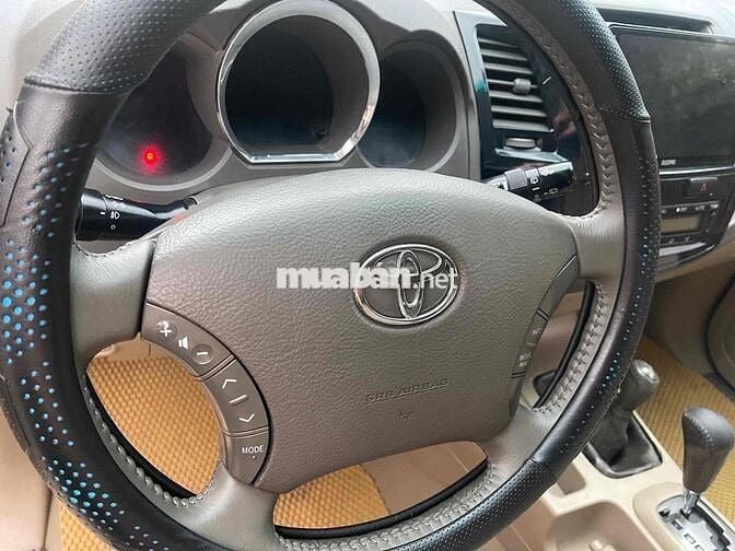 Toyota Fortuner 2010 2 cầu std siêu đẹp