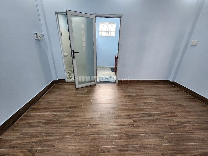 Nhà đẹp sior riêng 1 trệt 2 lầu ở Tân Phú Q7