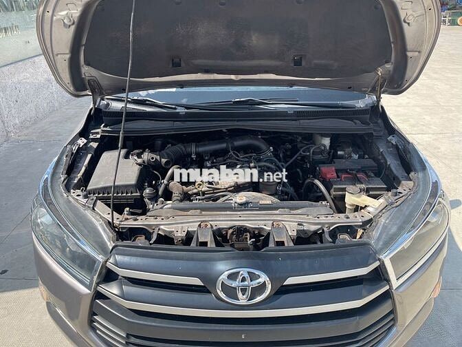 Toyota Innova 2017 2.0G