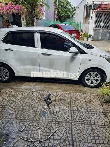 Hyundai Grand i10 2*** km, còn mới