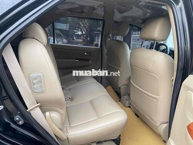 Toyota Fortuner 2010 2 cầu std siêu đẹp