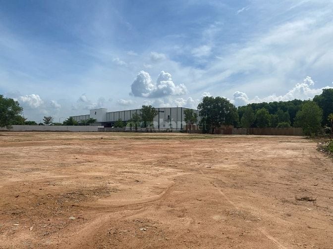 Bãi đỗ xe depot trong KCN tân đông hiệp B