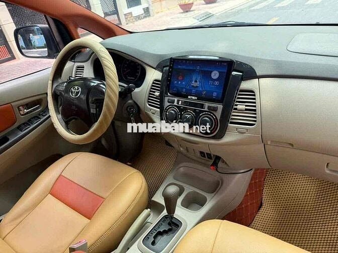 Toyota Innova 2.0 G số tự động đời 2013