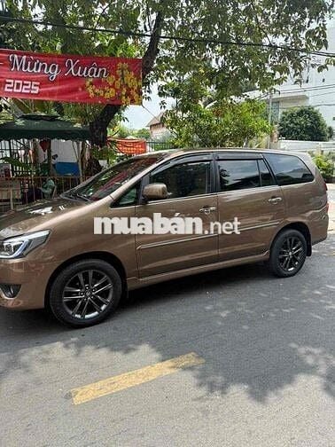 Toyota Innova 2.0 G số tự động đời 2013