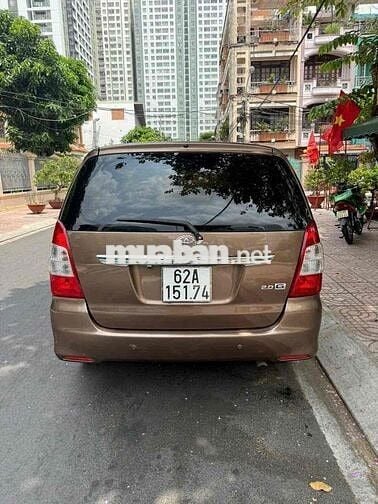 Toyota Innova 2.0 G số tự động đời 2013
