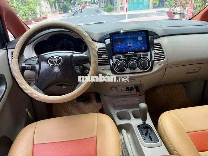 Toyota Innova 2.0 G số tự động đời 2013