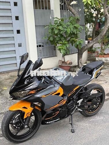 Kawasaki Ninja 400 2018 zin keng, bstp 9 chủ