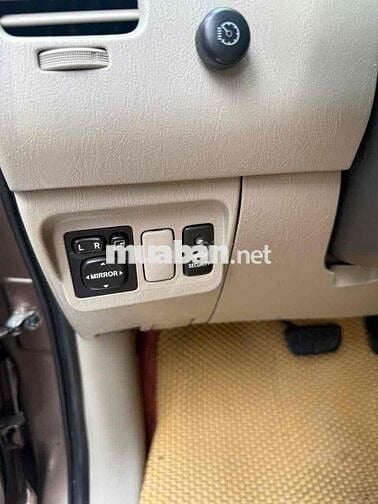 Toyota Innova 2.0 G số tự động đời 2013