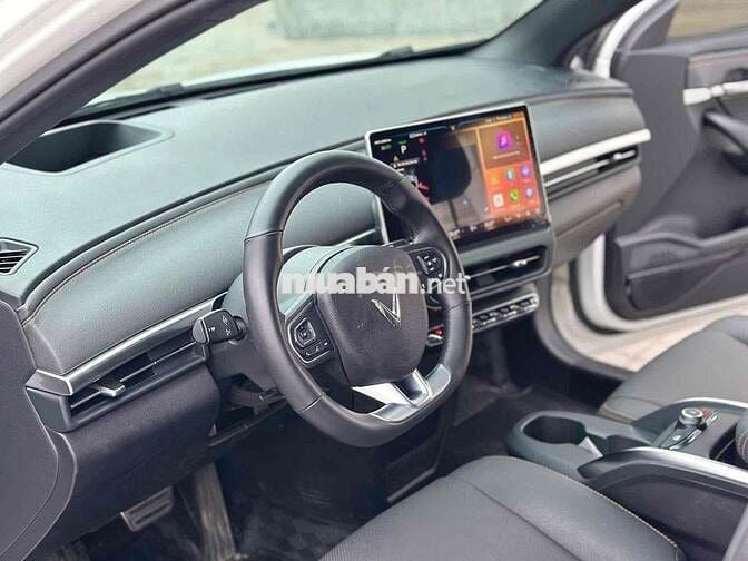 VF6 Plus Trắng Trả Trước Chỉ 150 Triệu