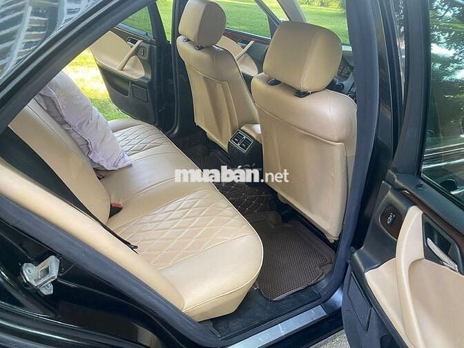 Mercedes Benz E Class 2001 - 90000 km