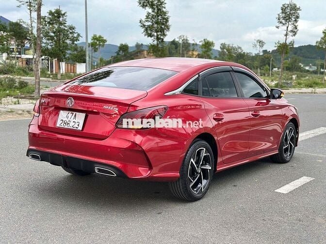 xe lướt MG5 2024 bản luxury  - 6000 km mới 99%