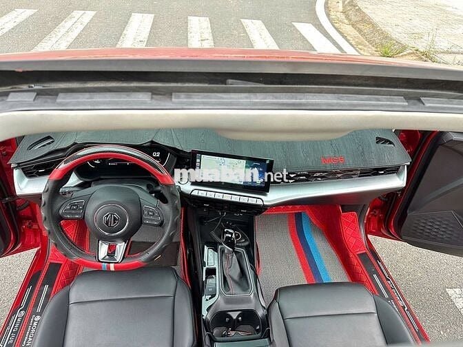 xe lướt MG5 2024 bản luxury  - 6000 km mới 99%