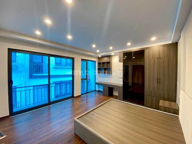 NHÀ ĐẸP KHƯƠNG ĐÌNH - 7 TẦNG THANG MÁY - Ô TÔ ĐỖ CỬA - CHỈ 12.6 TỶ