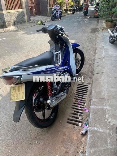 Sirius đời 2016 xe còn rất mới