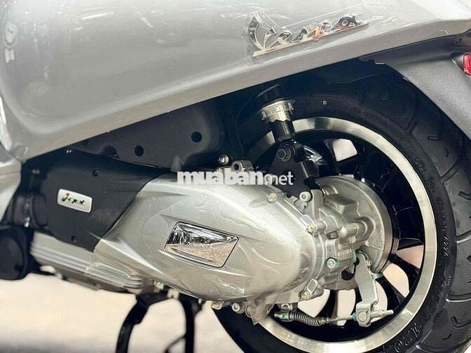 Vespa Sprint 125 ABS xe mới