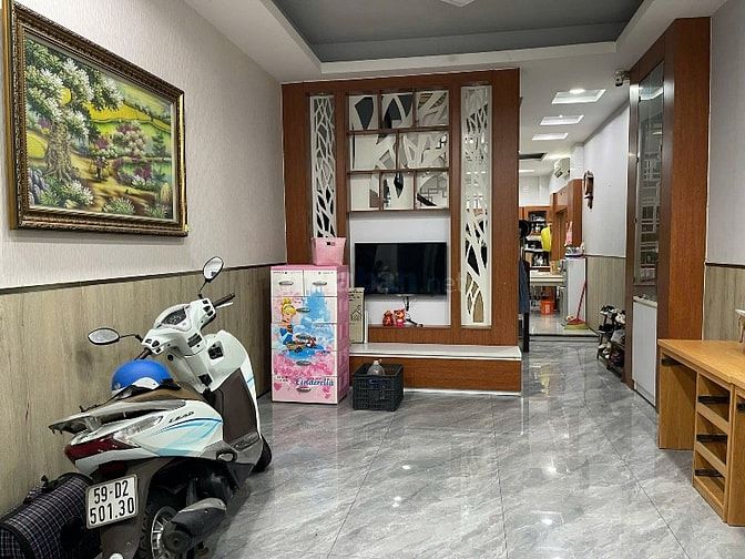 Cho thuê nhà 1 trệt 3 lầu hẻm 6m 1/ Quang Trung p10 4x15 gần cầu vượt