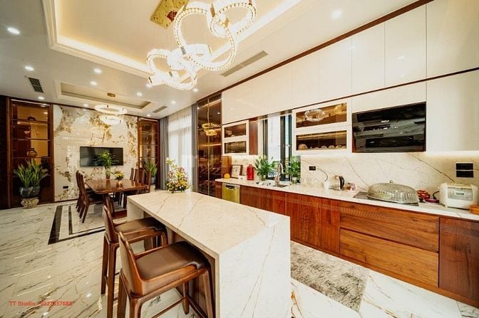 Chinh chủ bán gấp nhà Mặt phố Nguyễn Văn Tố giá 70 tỷ, 150mx 2T.
