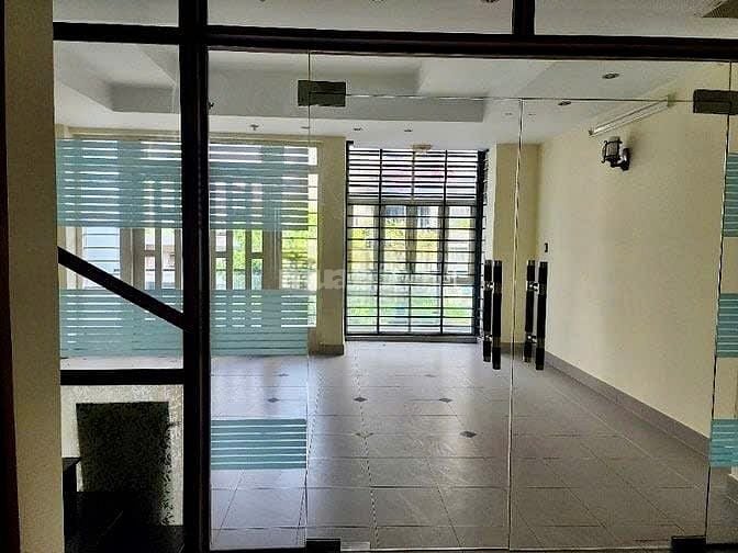NHÀ MỚI 4 LẦU 5 LẦU MẶT TIỀN SẦM UẤT PHẠM VĂN CHÍ Q.6