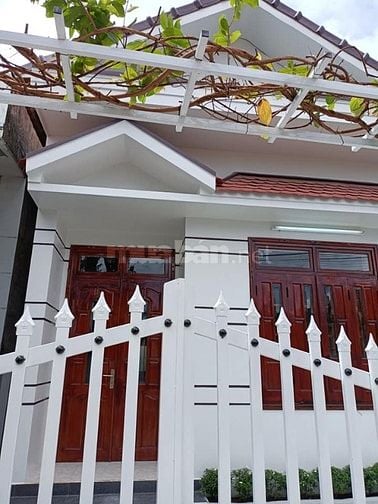 Cần bán nhà cấp 4 có gác lửng đúc ở PHƯỚC VĨNH AN , CỦ CHI, GIÁ 900TR 