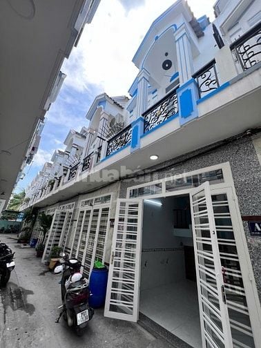 Nhà bán chính chủ Hóc Môn 3 phòng ngủ