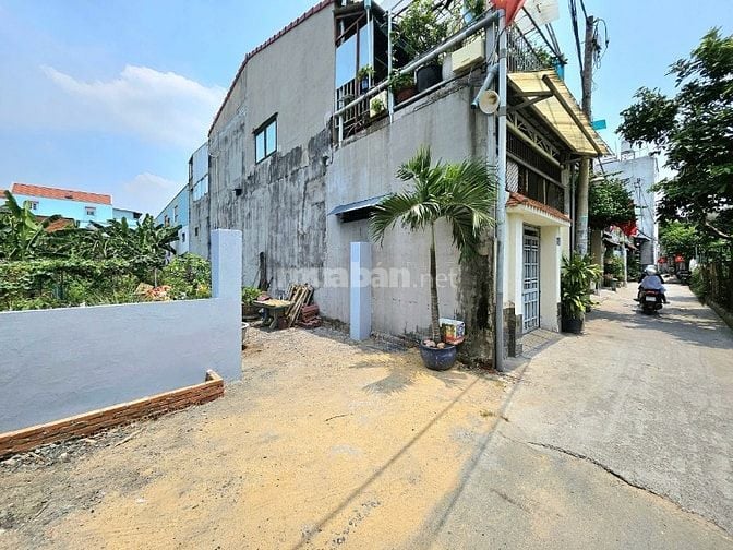 Bán lô đất thổ cư 370m2, hẻm thông 6m. Phân lô hoặc xây dựng ngay