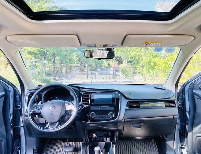 Mitsubishi Outlander 2019 2.0 CVT Premium - 1 chủ