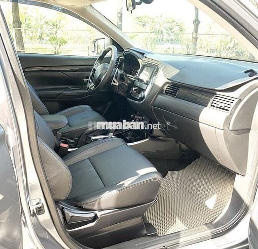 Mitsubishi Outlander 2019 2.0 CVT Premium - 1 chủ