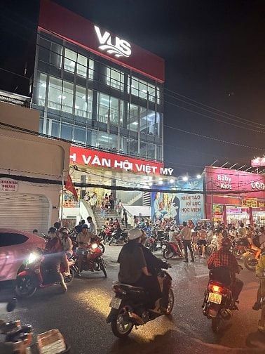 Chính chủ cần bán toà nhà 485 Tô Ngọc Vân (DT 2000m2 sàn) Giá 75 tỷ