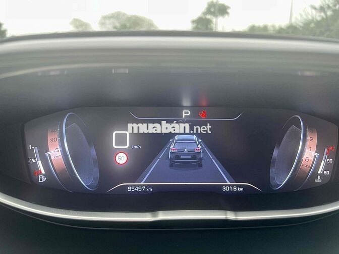 Peugeot 5008 2018 1.6L Turbo - 7 chỗ