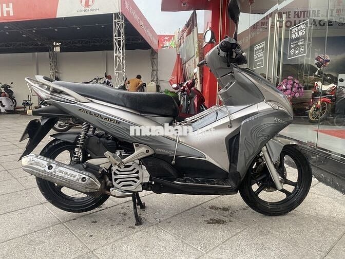 Xe AirBlack 2012 không 9 chủ