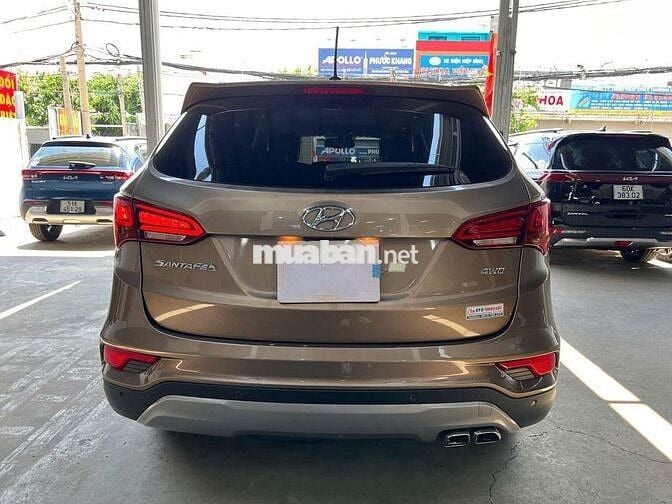 Hyundai Santa Fe 2017- 89000 km